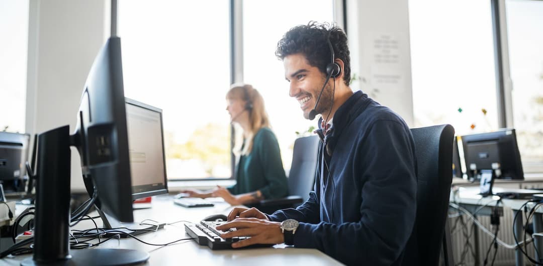 2 Customer Service Pros on How to Keep People Happy
