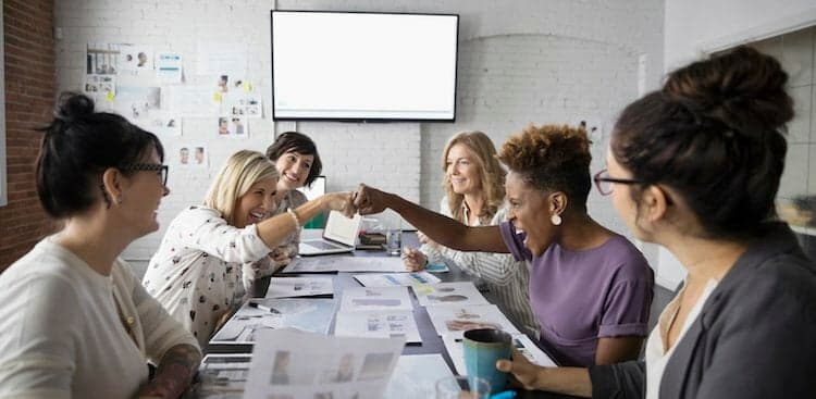How to Empower Your Co-Workers (And Make the Best Team Ever)