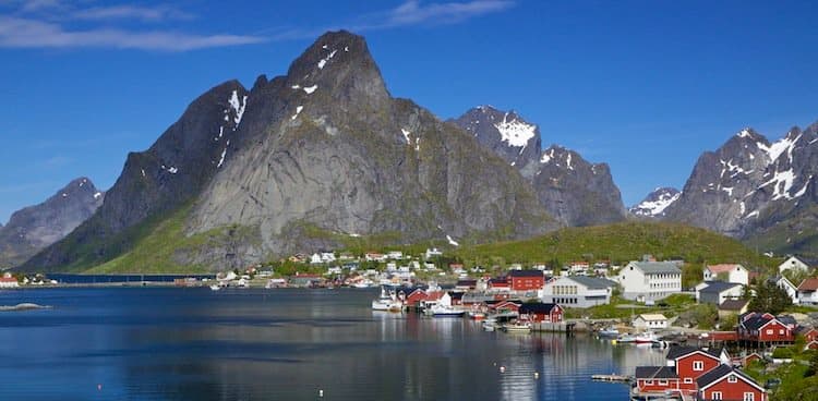 4 Lessons We Can Learn From "The Best Country in the World"
