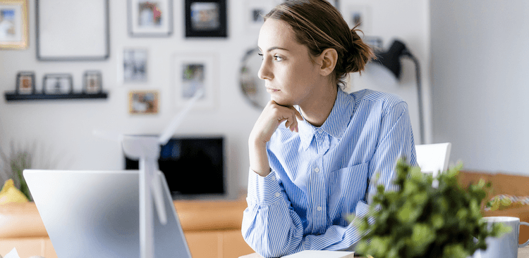 How to Talk to Your Boss If You’re Struggling to Get Work Done During Coronavirus