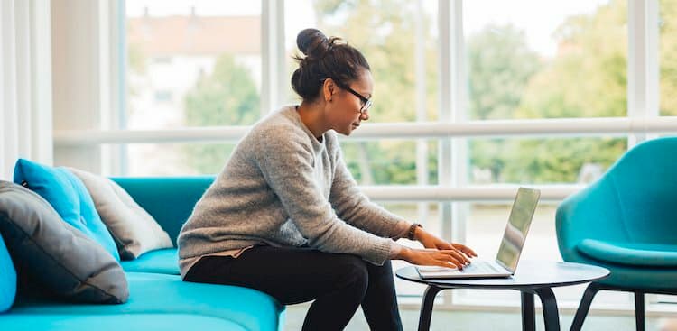5 Ways to Bond With Co-workers Who Live in Other Cities