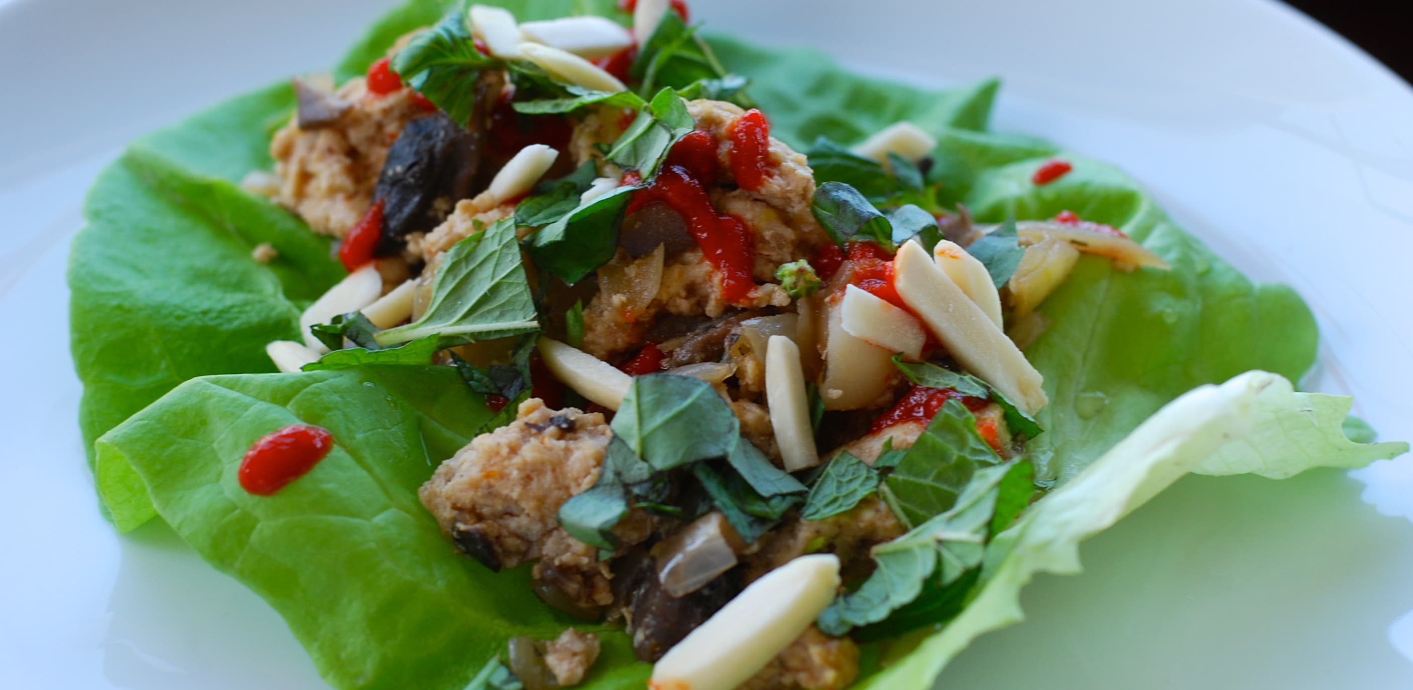 Make This Weekend: Healthy Thai Chicken Lettuce Wraps
