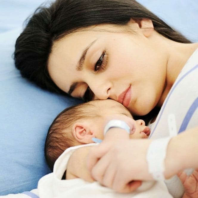 The Professional Woman's Guide to Surviving Maternity Leave