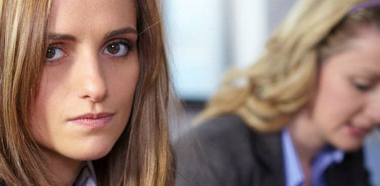 3 Signs Your Employees Think You Suck as a Manager
