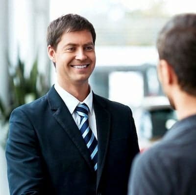 8 Ways to Make a Great First Impression at an Interview