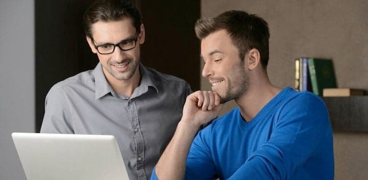 Should You Hire a Social Media Consultant?