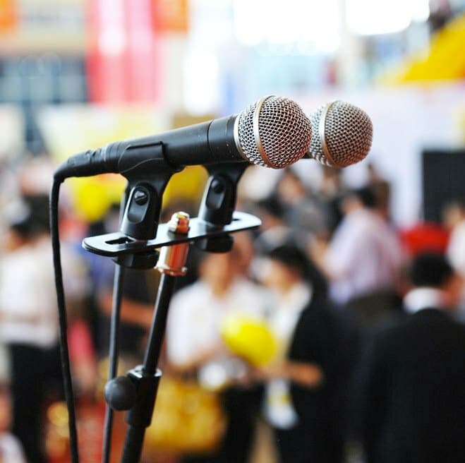 Public Speaking 101: 10 Must-Reads Before Your Next Presentation
