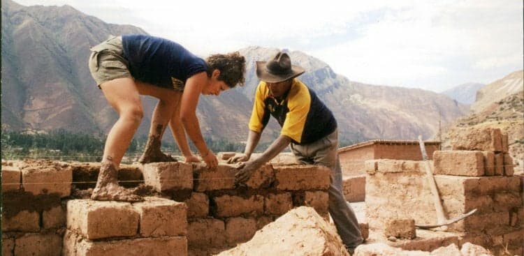 How to Make a Real Impact on Your Volunteer Trip