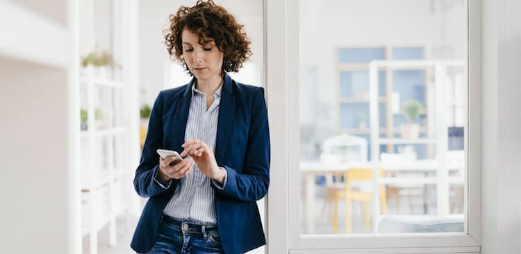 Ask a Marketing Expert: Can Social Media Professionals Deactivate Their Personal Accounts?