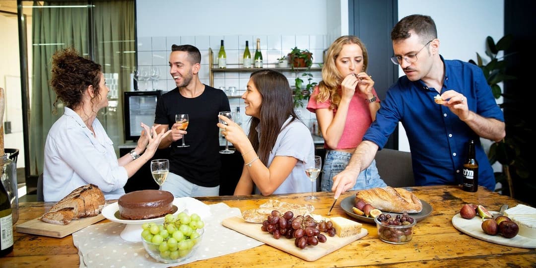 Job Hunting Over the Holidays? These Companies Are Still Hiring