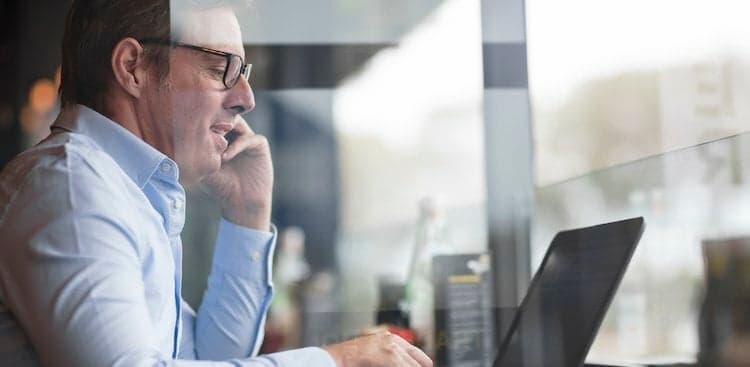 How to Apologize to a Client When Your Team Messes Up (Plus, Scripts!)