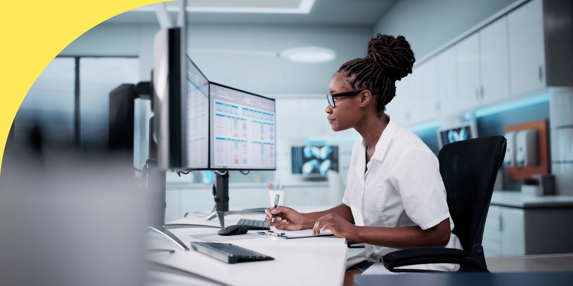 17 Non-clinical Healthcare Jobs for a Rewarding Career Behind the Scenes