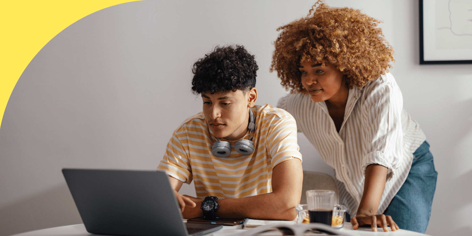 16 Passive Income Ideas for Young Adults—With Little Money, Online, and More
