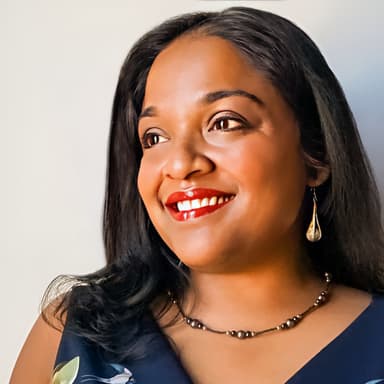 Meena Thiruvengadam headshot