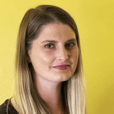 Sarah Hartman headshot