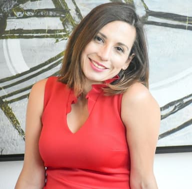 Yanira Guzmán headshot