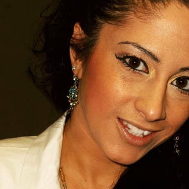 Jessica Abraham headshot