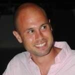 Andrew Merle headshot