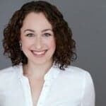 Annie Favreau headshot