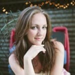 Elle (Noelle) Roth headshot