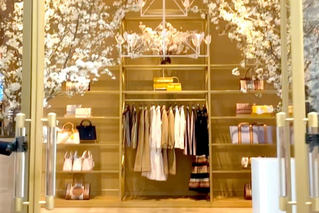 Tory Burch culture