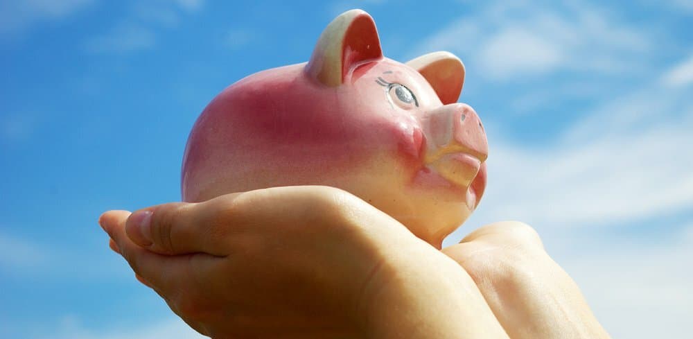 4 Smart Money-Saving Strategies That Are Actually Realistic