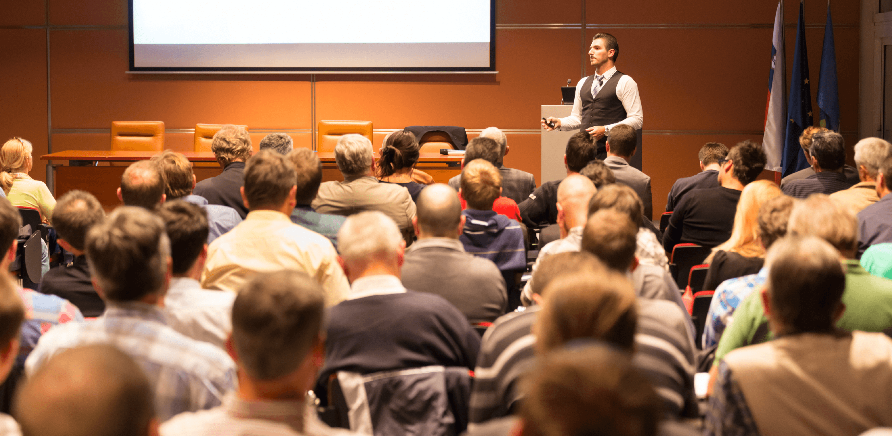 7 Popular Public Speaking Tips That Are the Worst—Because Who Wants to Picture a Naked Stranger?