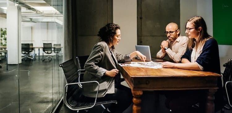 5 Daily Moves Respected Leaders Make (Without Putting Them on Their To-Do List)