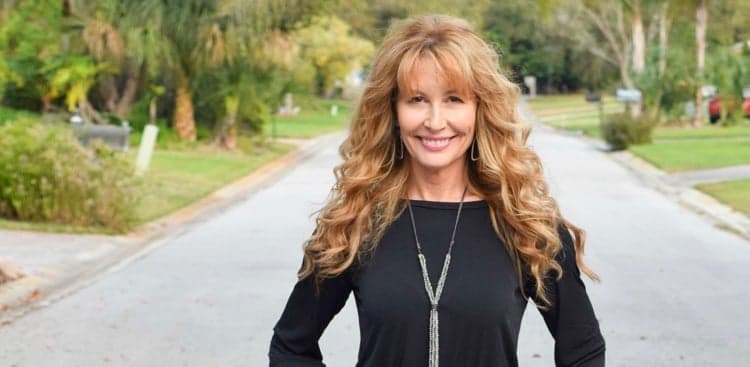Lorraine Ladish