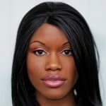 Sola Obayan headshot